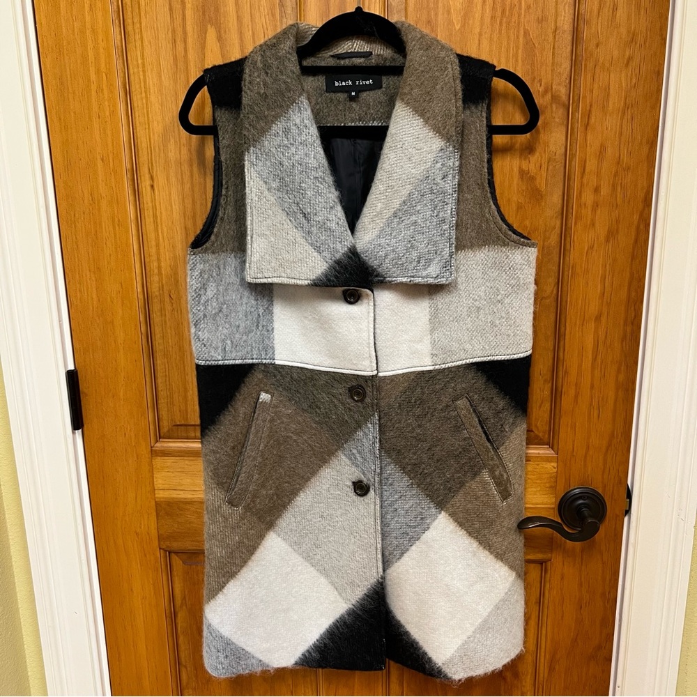 Black Rivet Vest, Size M